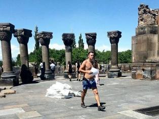 «Փարթիի» պատճառով աշխատանքից ազատված «Զվարթնոցի» վարիչին ժամանակավոր կփոխարինի վ