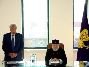 Հոգեւորականները եւս քննարկել են Սահմանադրական բարեփոխումները
