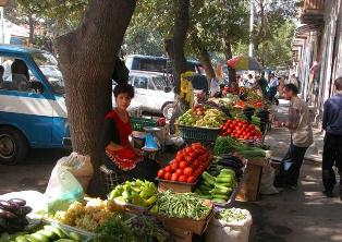 Մայթերից շուկա անցումը մրգերն ու բանջարեղենը ավելի թանկ չեն դարձնում. ՀԿ ղեկավար