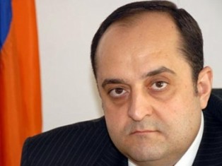 Armenia's Justice Minister meets with head of ICRC delegation