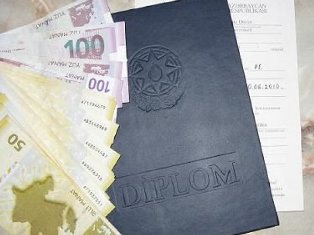 Ադրբեջանական բուհի ռեկտորը կեղծ դիպլոմների վաճառքով է զբաղվել