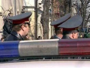 Կարեն Կարապետյանը հայհոյել է գիշերային ակումբի կին տնօրենին եւ հարվածել հարեւանո
