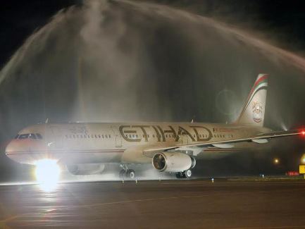 Etihad Airways opened direct flight from Abu Dhabi to Yerevan