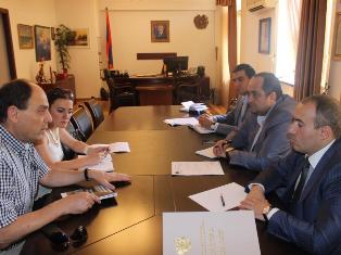 Իրավապաշտպանների հետ քննարկվել են ցմահ ազատազրկվածների իրավունքներին առնչվող հար