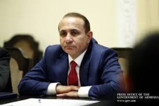 «Չորրորդ իշխանություն». Վարչապետը կողմնորոշվել է մամուլի խոսնակի հարցում