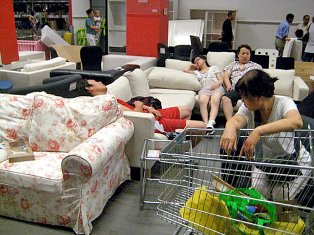 Ikea խանութը՝ ամռան տապից պաշտպանվելու Պեկինի բնակիչների թաքստոց