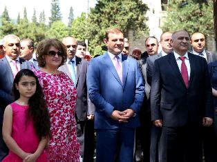 Ռիտա Սարգսյանը Ստեփանակերտում ներկա է եղել 7 տուֆակերտ քանդակների բացմանը