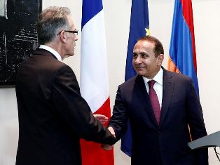 Վարչապետը շնորհավորել է Ֆրանսիայի բարեկամ ժողովրդին Ազգային տոնի առթիվ
