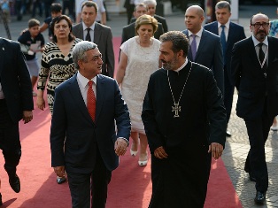 Սերժ Սարգսյանը «Մոսկվա» կինոթատրոնում ներկա է եղել «Գիրքը» ֆիլմի պրեմիերային (ֆո