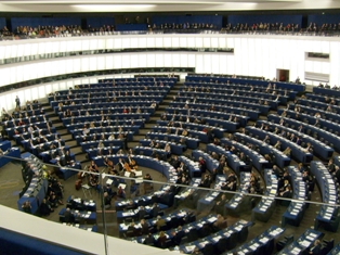 Европейский парламент принял резолюцию по Украине