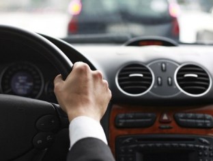 Syrian Armenians given another year to change driving licenses