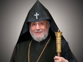Catholicos tells diaspora teachers to be zealous toward Armenian