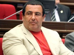 Царукян готов на правовую поддержку Левона Айрапетяна
