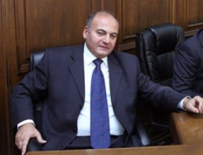 «Ժամանակ». Դալլաքյանի պարուհի դուստրը՝ ՊՆ-ում