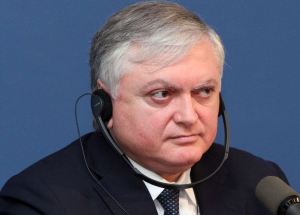 «168 ժամ». Նալբանդյանը Պուտինին շփոթել է Էշթոնի հետ