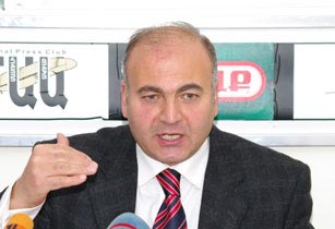 «Ժամանակ» Վիկտոր Դալլաքյանի դստերը հեռացրել են աշխատանքից