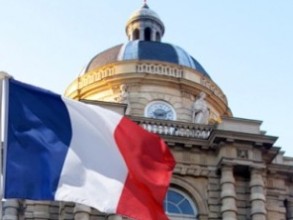 Франция закрыла посольство в Ливии