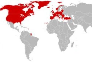 Политолог: Глобальное наступление НАТО – какова его цель?