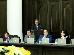 Armenian government approves amendments to law on advertising