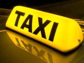 Տաքսու վարորդը գողացել է ուղեւորի մթերքը
