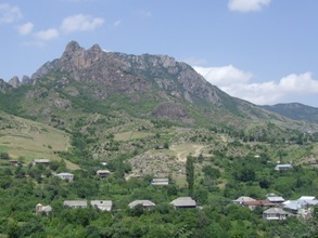 Հակառակորդի գնդակից վիրավորվել է Այգեձորի բնակիչը