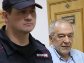 «Առավոտ». Ռուս իրավապահները Լեւոն Հայրապետյանից գործարք են ակնկալում