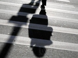 В центре Еревана «Инфинити» сбил двух школьников