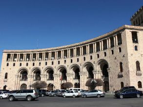 Посольство Армении призвало сограждан соблюдать законодательство России
