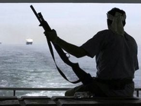 Пираты захватили нефтяной танкер у побережья Ганы