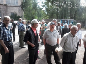 Сотрудники цементного завода в Раздане провели акцию протеста
