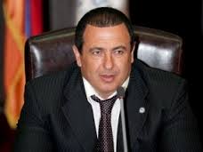 «Ժամանակ». Ծառուկյանի ընկերությանը հոգեմետ դեղեր ներմուծելու լիցենզիա կտրվի
