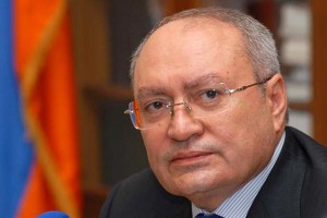 «Հրապարակ». Աղվան Հովսեփյանը «սամ սեբե ռեժիսոր» է