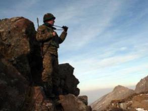 Սահմանին վիրավորված 19-ամյա զինվորին վիրահատել են. վիճակը բավարար է