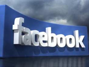 Facebook сканирует все загружаемые фотографии