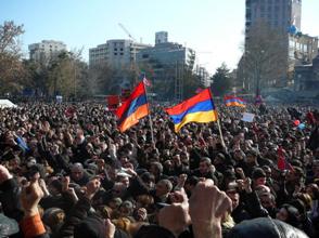 Կառավարությունը ցանկանում է արգելել ցույցերի ընթացքում անկարգությունները