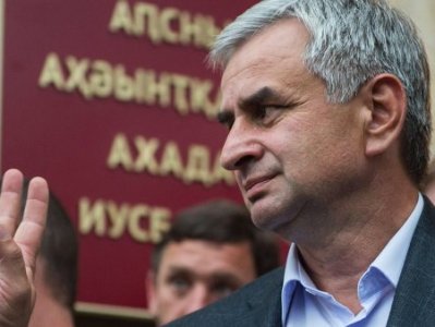 Karabakh president congratulates Abkhazia's Raul Khadjimba