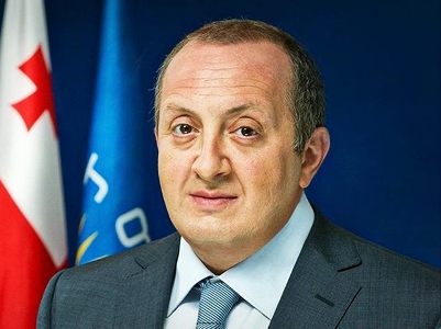 Վրաստանի նախագահն Ալլահշուքյուր Փաշազադեին պարգեւատրել է շքանշանով