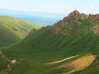 Բարձրացել են լեռը եւ չեն կարողանում իջնել