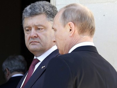 Russia and Ukraine presidents discuss steps to end crisis