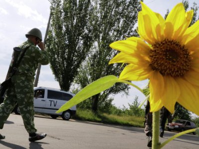Ukraine president says permanent ceasefire agreed