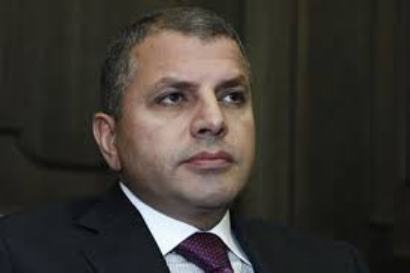 «Հրապարակ». Նախարարը սկսել է ծանոթ-բարեկամներին տեղավորել ոլորտում