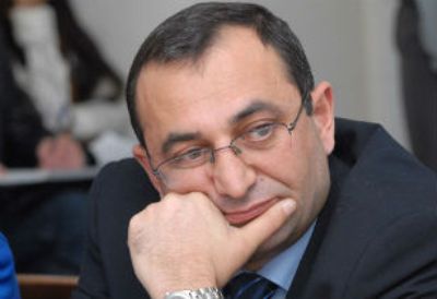 Խորհրդարանական հանրապետության կարեւոր խնդիրներից մեկը ընտրական համակարգն է