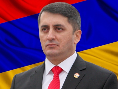 Armenia deputy minister comments on news about awarding Russia President