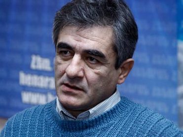 Политолог – о «тройке»: Сложно ждать серьезных решений