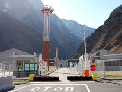 Upper Lars checkpoint will be open to traffic from 7am to 7 pm