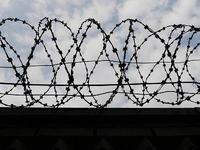Россиянку обвинили в государственной измене за звонок в посольство Украины