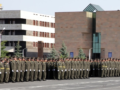 Начальник Военного института имени Вазгена Саркисяна ушел с должности