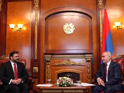 ԵՏՄ-ին միանալու որոշումը չի նշանակում ԵՄ հետ երկխոսության դադարեցում.ԱԺ նախագահ