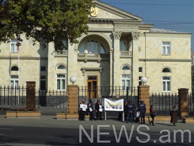 В связи с инцидентом перед резиденцией президента начато расследование