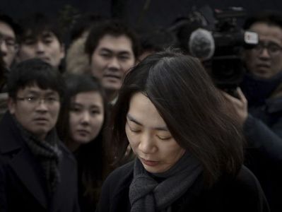 Дочь главы Korean Air получила год тюрьмы за инцидент с орешками